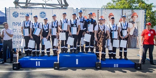 В Краснодаре наградили победителей соревнований профмастерства студотрядов «Россети Кубань» и «Россети Юг»