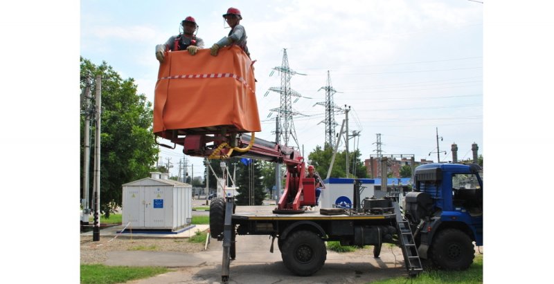 Энергетики Юго-Зададного филиала «Россети Кубань» освоили методы работы под напряжением